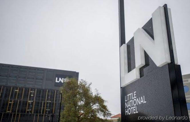 Little National Hotel Канберра Экстерьер фото